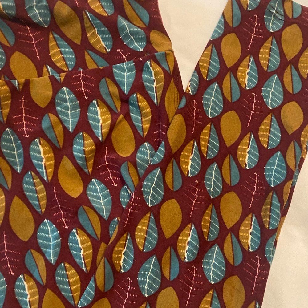 Lularoe OS leggings pretty fall color